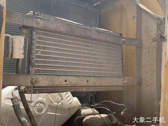 卡特彼勒 320C 挖掘机