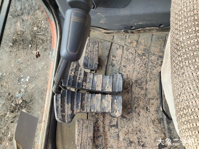 斗山 DX260LC-9C 挖掘机