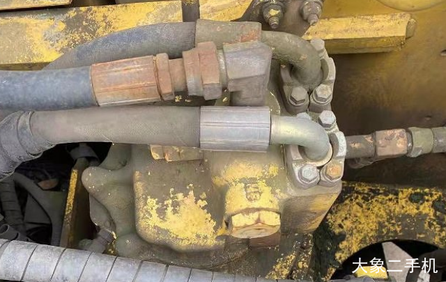 小松 PC200-8 挖掘机