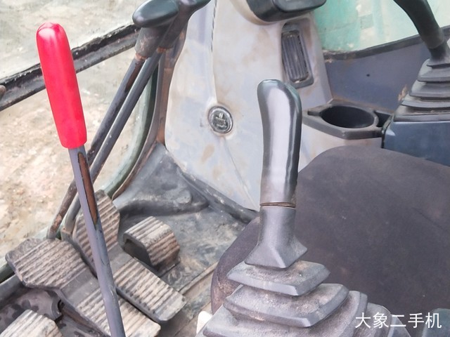 神钢 SK260LC-8 挖掘机