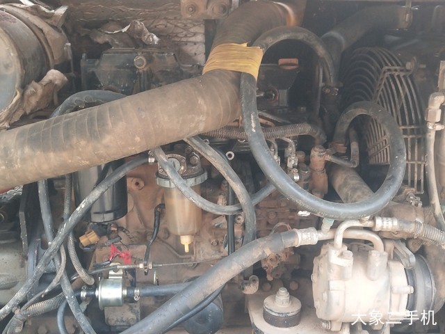 雷沃重工 FR65V8 挖掘机