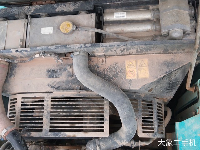 神钢 SK260LC-8 挖掘机