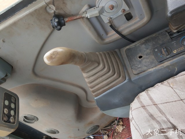 雷沃重工 FR65-7 挖掘机