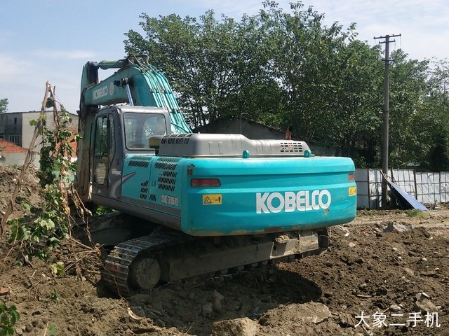 神钢 SK350LC-8 挖掘机