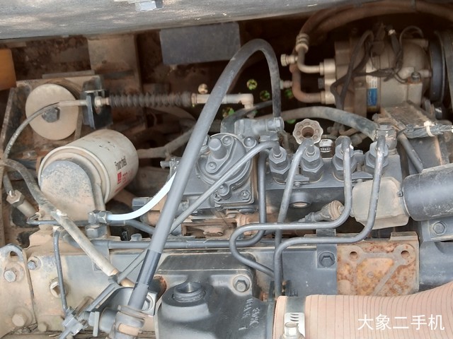 现代 R150LC-9 挖掘机