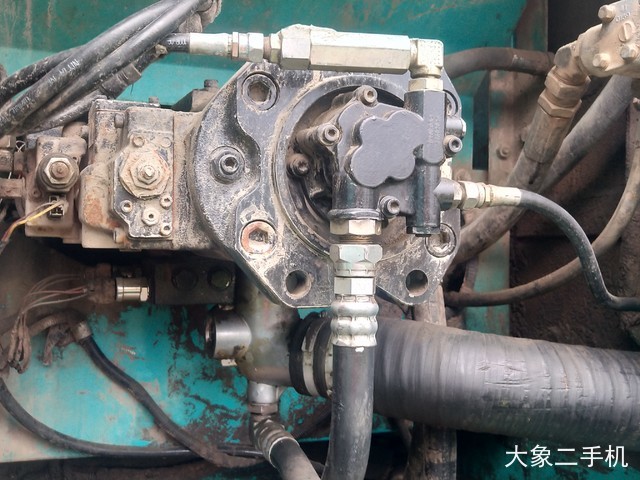 神钢 SK350LC-8 挖掘机