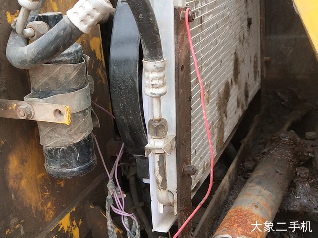 现代 R60-7 挖掘机