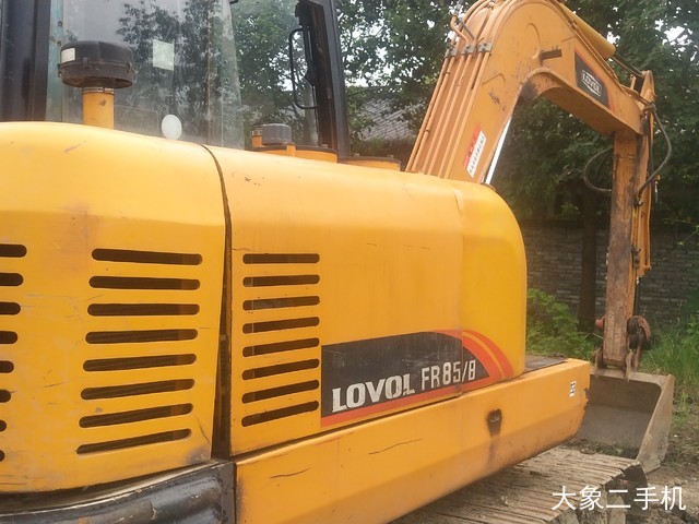 雷沃重工 FR65V8 挖掘机