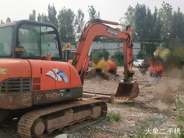 斗山 DH60-7 挖掘机