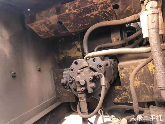 沃尔沃 EC210BLC 挖掘机