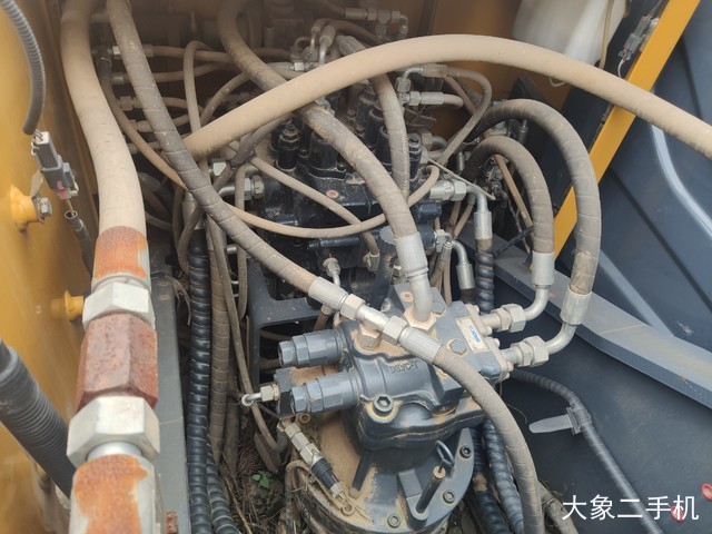 徐工 XE135B 挖掘机