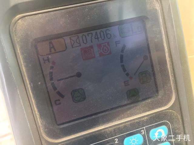 小松 PC300-7 挖掘机