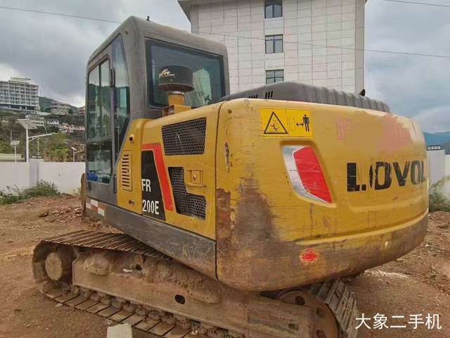 雷沃重工 FR150E 挖掘机