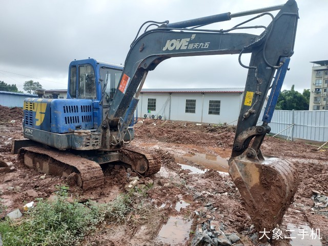 恒天九五 JV70-7 挖掘机