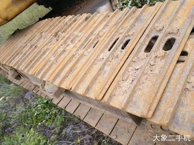 小松 PC240LC-8 挖掘机