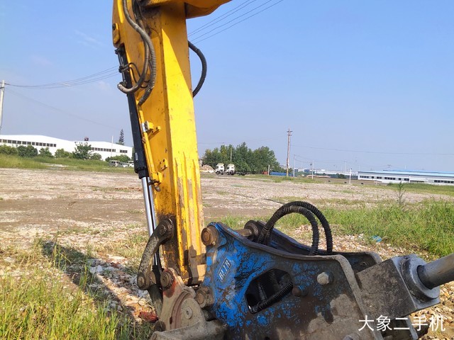 现代 R150WVS 挖掘机