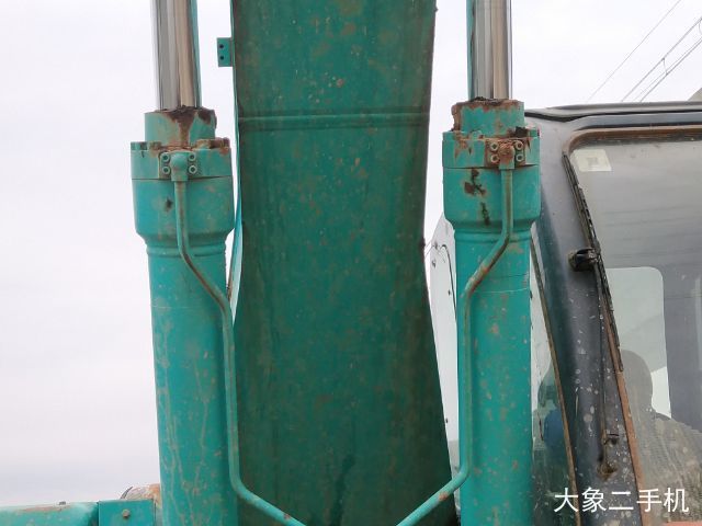 神钢 SK250LC-8 挖掘机