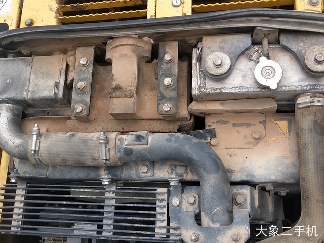 小松 PC240LC-8 挖掘机
