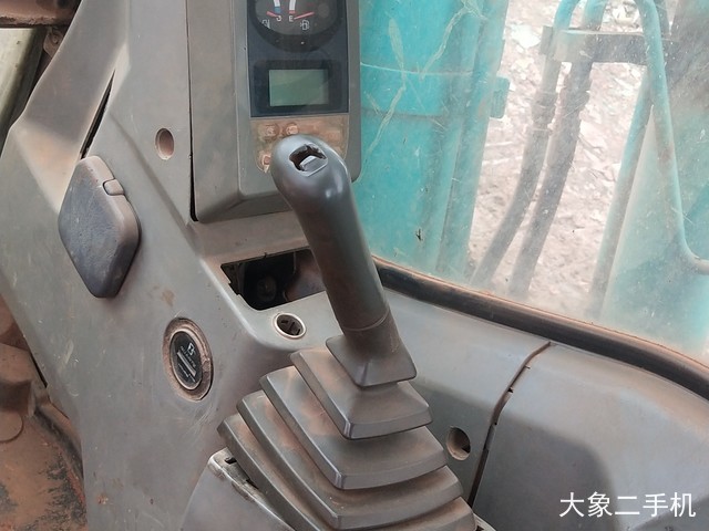 神钢 SK250LC 挖掘机