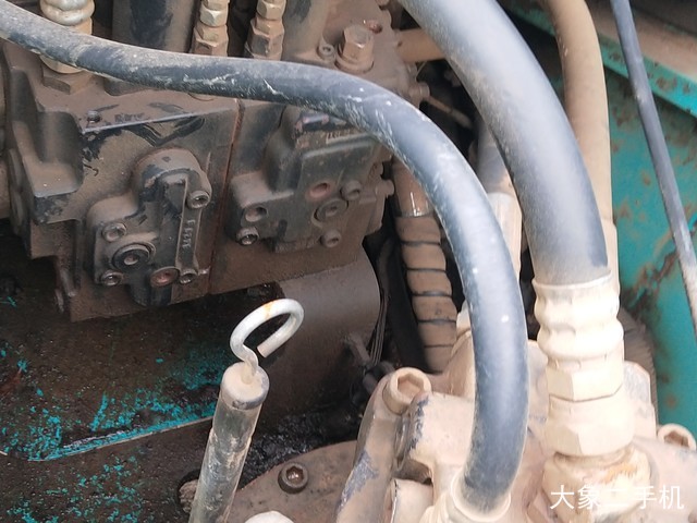 神钢 SK260LC-8 挖掘机