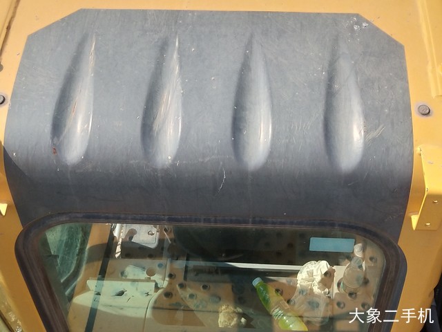 山东临工 LG6225E 挖掘机