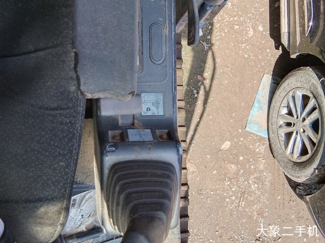 现代 R265LC-7 挖掘机