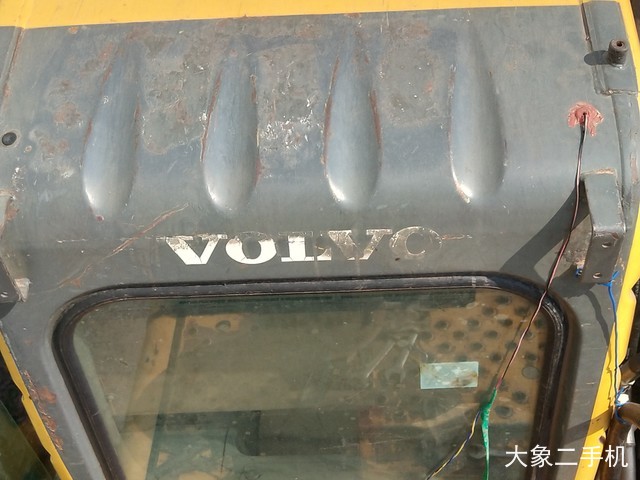 沃尔沃 EC210BLC 挖掘机