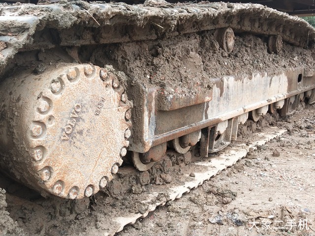 沃尔沃 EC290BLC 挖掘机