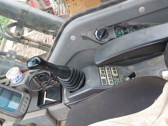 沃尔沃 EC290BLC 挖掘机