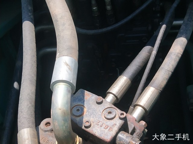 神钢 SK350LC-8 挖掘机