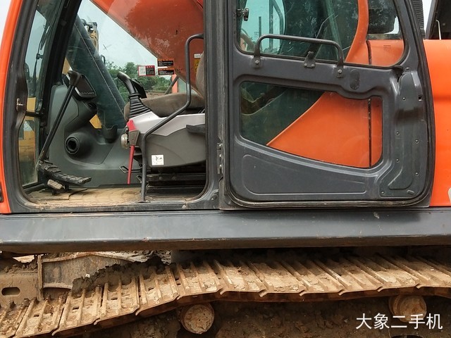 斗山 DX260LC-9C 挖掘机