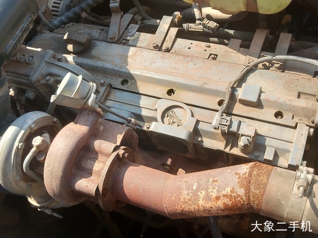 山东临工 LG6225E 挖掘机