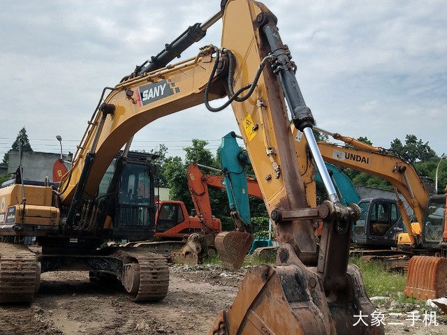 三一重工 SY365H 挖掘机