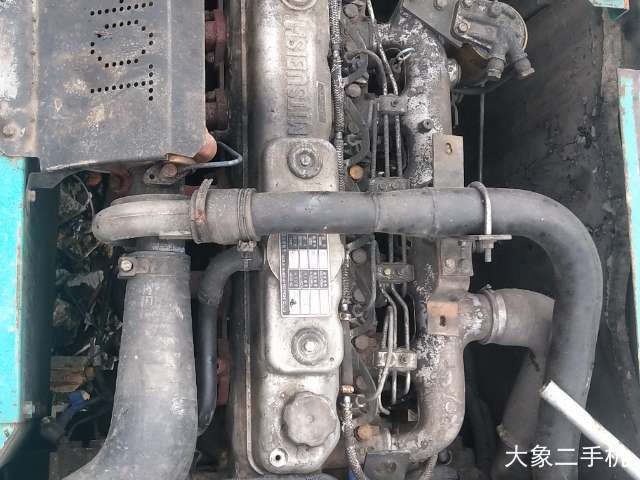 神钢 SK230-6E 挖掘机