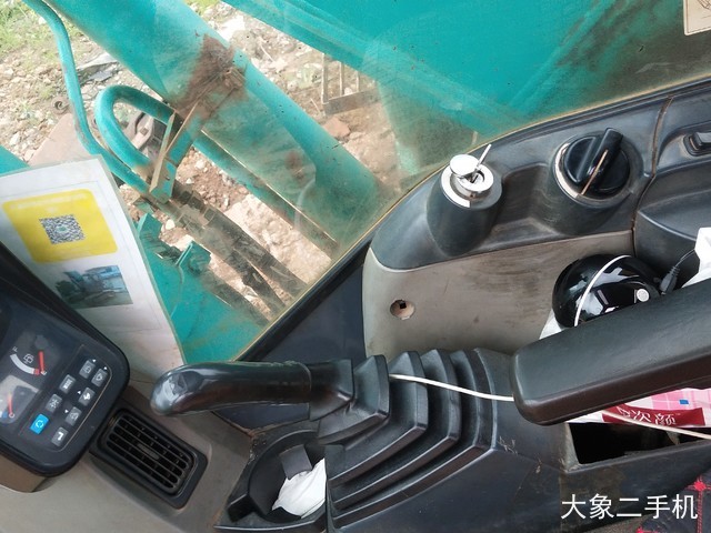 神钢 SK260LC-8 挖掘机