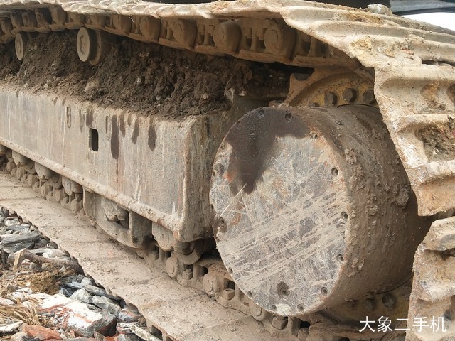 神钢 SK230-6E 挖掘机