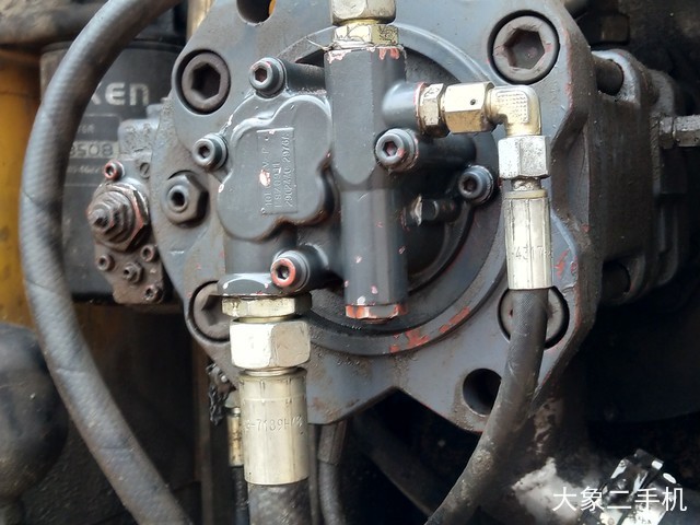 徐工 XE230 挖掘机