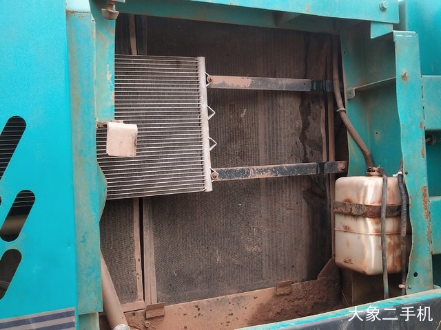 神钢 SK350LC-8 挖掘机