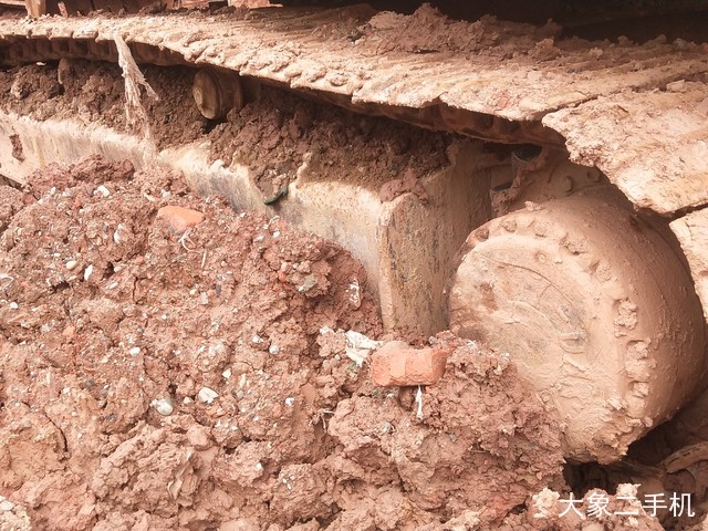 现代 R220-5 挖掘机