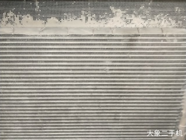 徐工 XE230 挖掘机