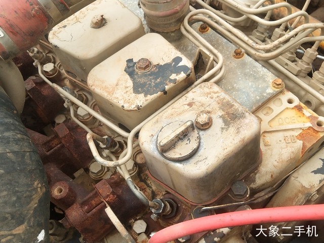 现代 R220-5 挖掘机