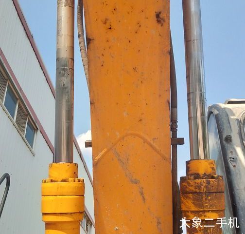 龙工 LG6150 挖掘机