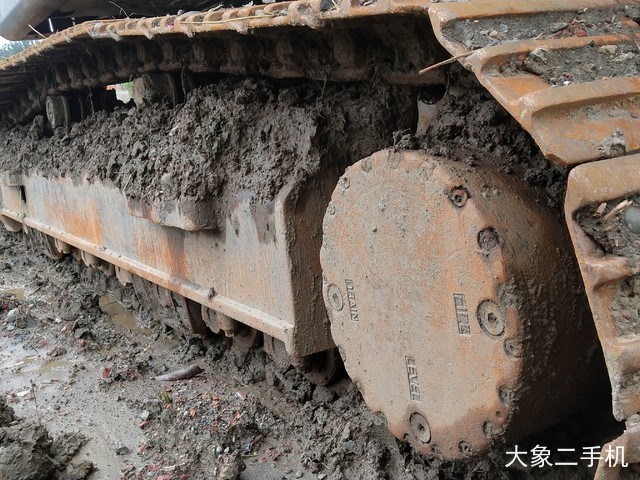 沃尔沃 EC240BLC 挖掘机