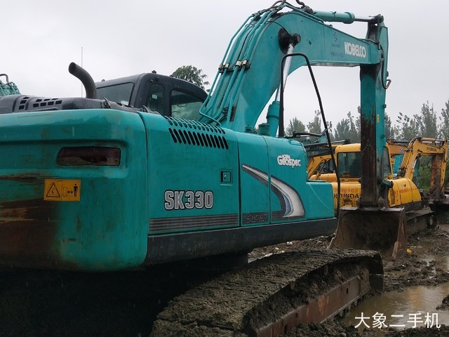 神钢 SK260LC-8 挖掘机