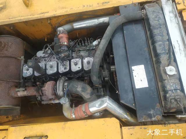 现代 R225LC-7 挖掘机