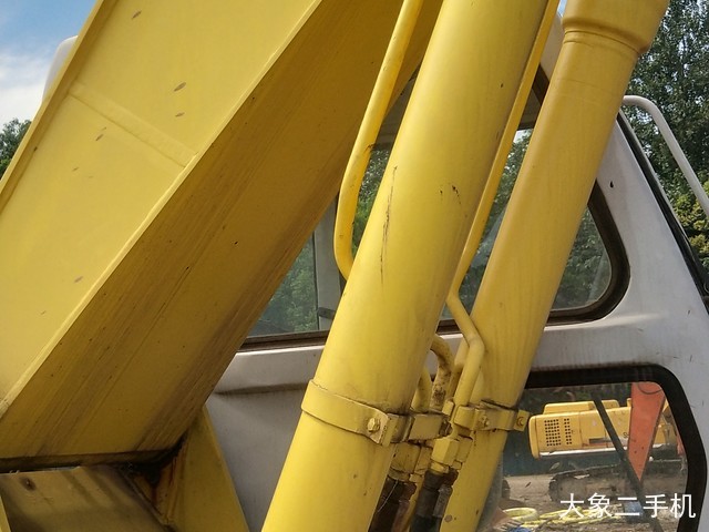 住友 SH200A3 挖掘机