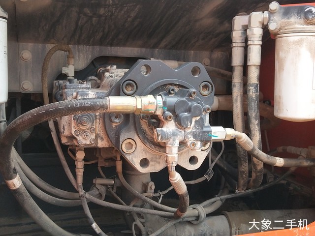 斗山 DX260LC-9C 挖掘机