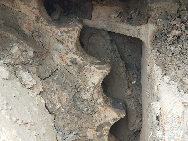 小松 PC240LC-8 挖掘机