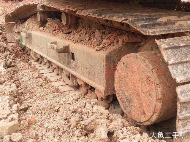 神钢 SK250-6E 挖掘机