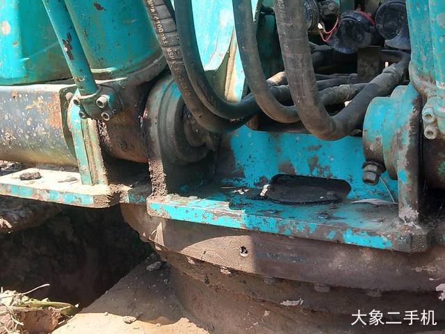 神钢 SK260LC-8 挖掘机